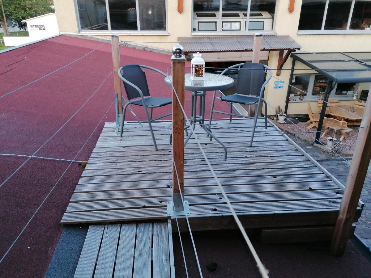 Wohnung Am Stadtrand Von ไอเซนัค ภายนอก รูปภาพ